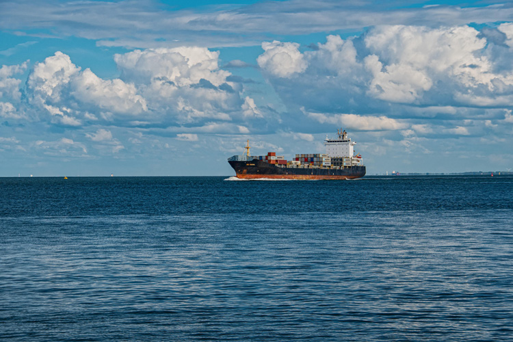 寧波啤酒進(jìn)口報(bào)關(guān)價(jià)位